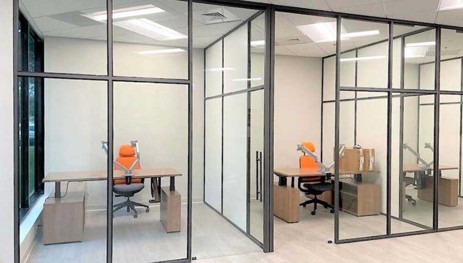 A renovated office (illustration)